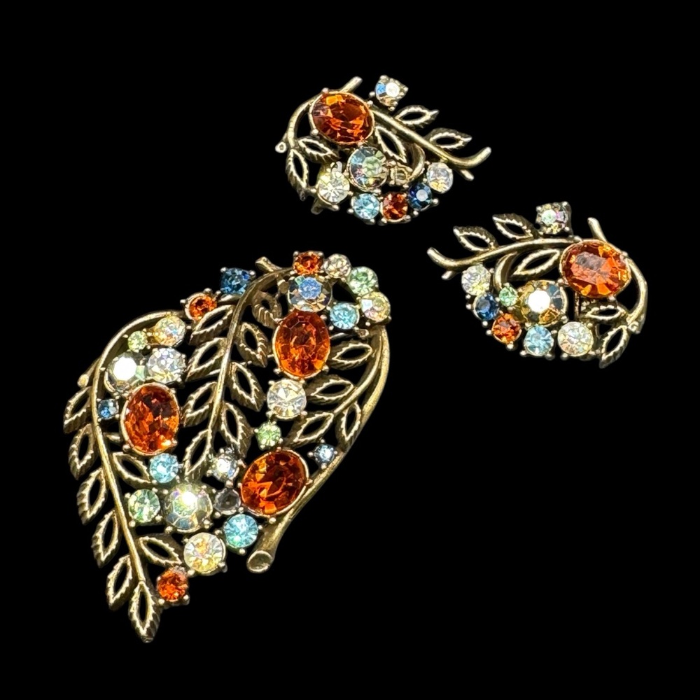 Vintage CORO Set Brooch and Earrings Clip-ons Rhinestones Leaf Gold Tone